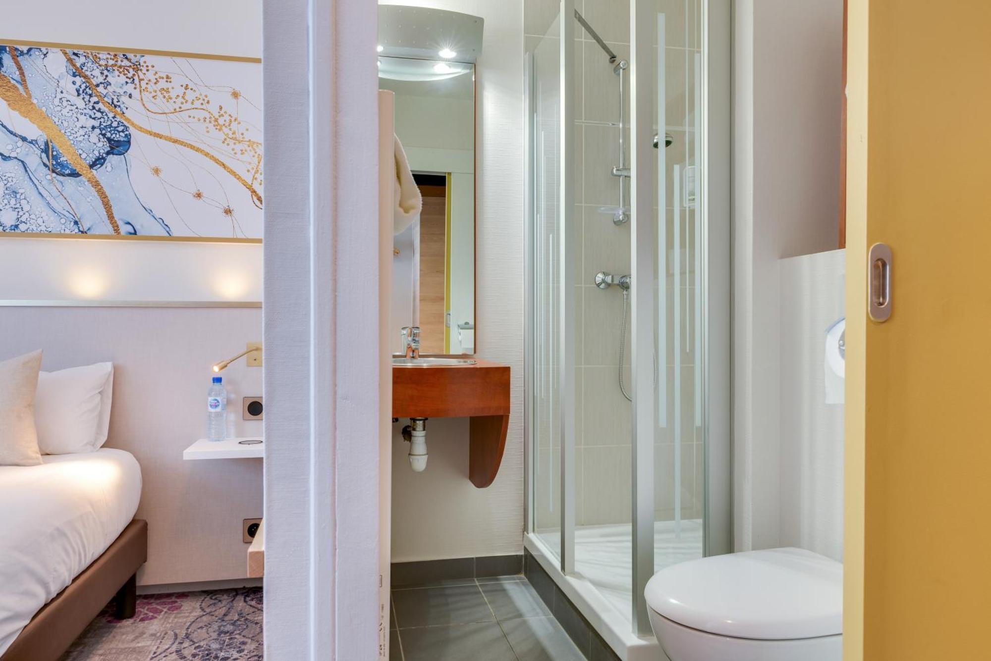 Brit Hotel Orleans St Jean De Braye - L'Antares แซงต์-ฌอง-เดอ-เบรย์ ภายนอก รูปภาพ