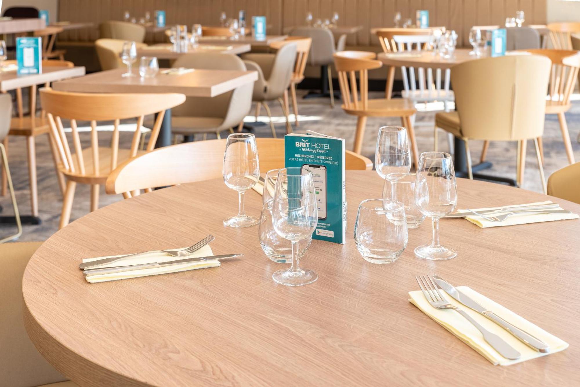 Brit Hotel Orleans St Jean De Braye - L'Antares แซงต์-ฌอง-เดอ-เบรย์ ภายนอก รูปภาพ