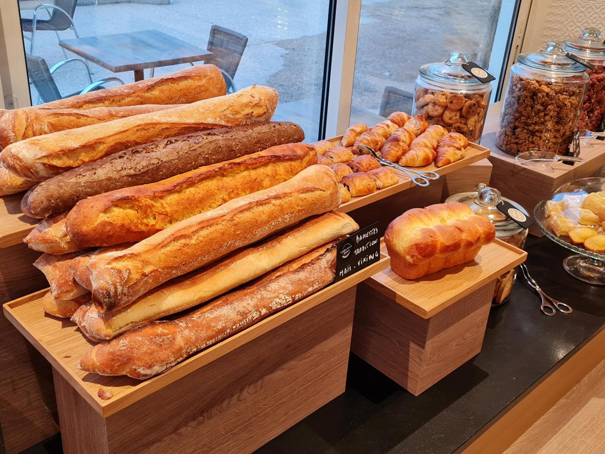 Brit Hotel Orleans St Jean De Braye - L'Antares แซงต์-ฌอง-เดอ-เบรย์ ภายนอก รูปภาพ