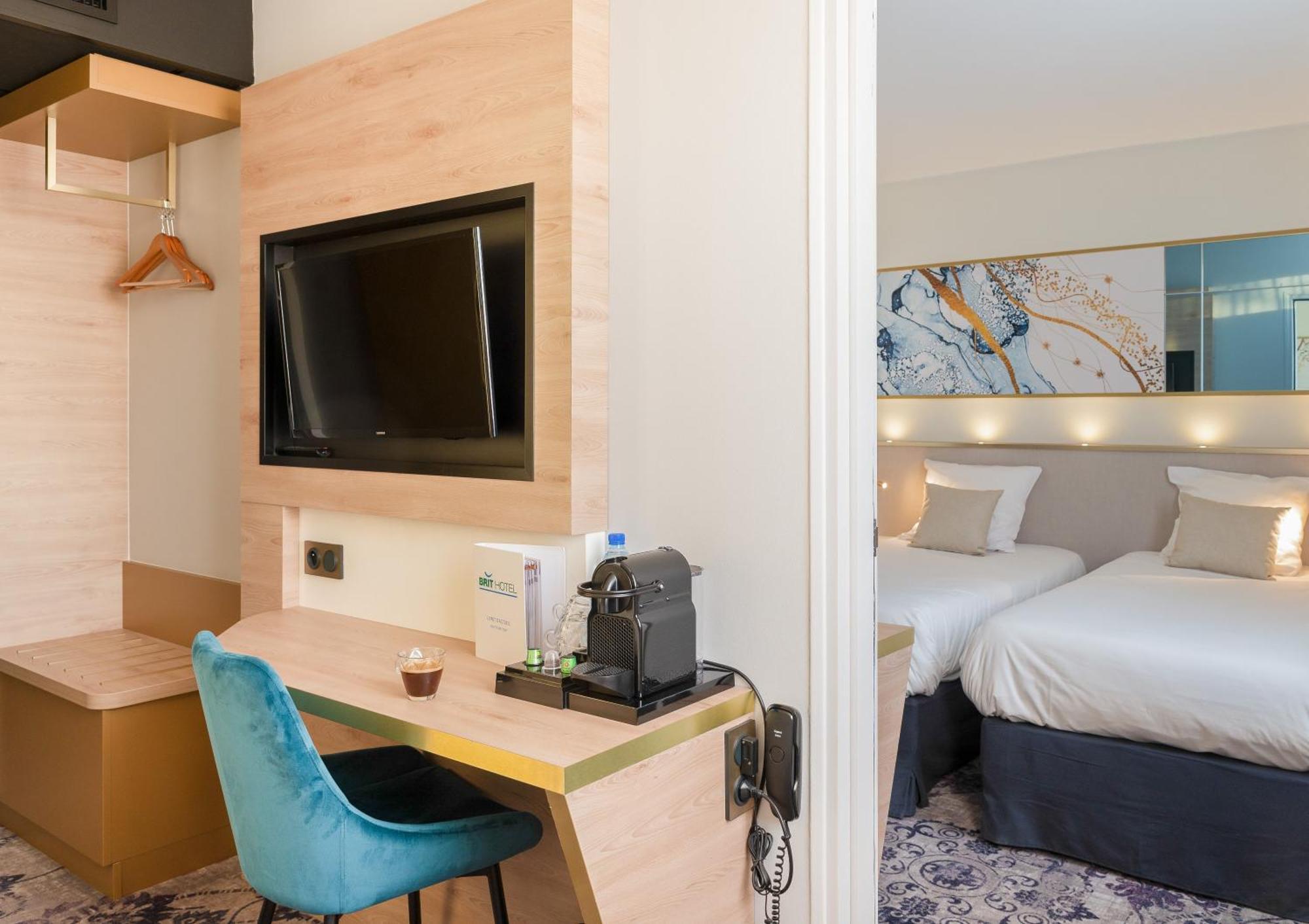 Brit Hotel Orleans St Jean De Braye - L'Antares แซงต์-ฌอง-เดอ-เบรย์ ภายนอก รูปภาพ