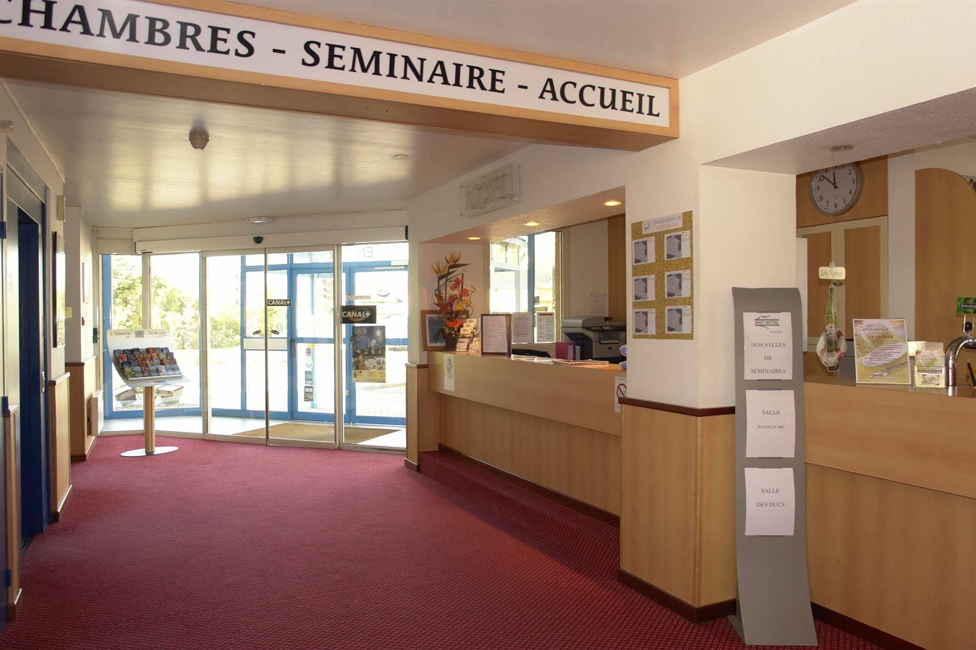 Brit Hotel Orleans St Jean De Braye - L'Antares แซงต์-ฌอง-เดอ-เบรย์ ภายนอก รูปภาพ